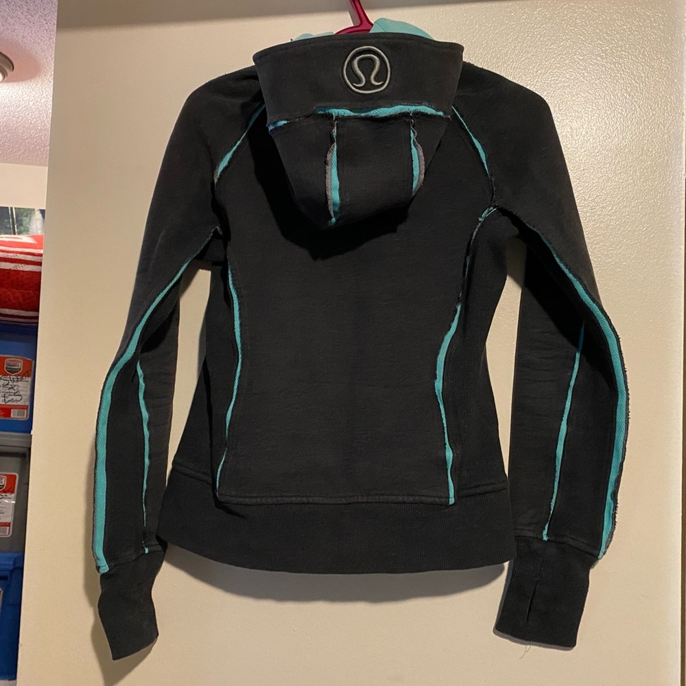 LULULEMON SPECIAL EDITION SCUBA - Picture 9 of 12